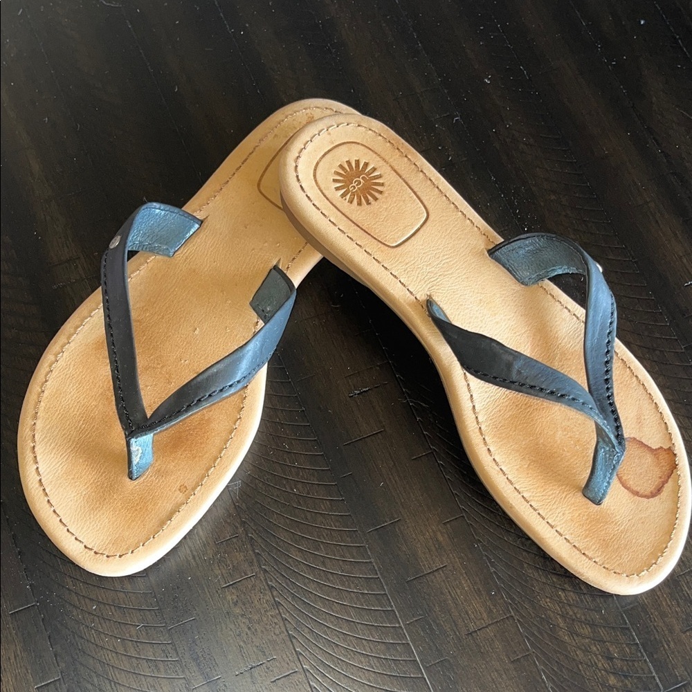 UGG Black and Tan Women's Sandals size 8